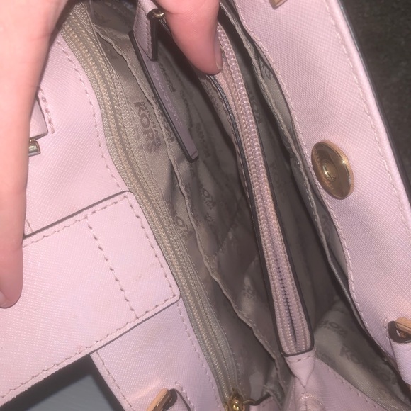 Baby Pink Michael Kors Purse - Picture 9 of 10